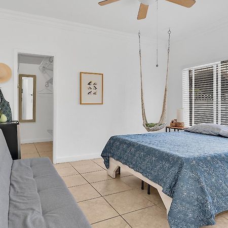 Coral Suite Close To Little Havana Маями Екстериор снимка