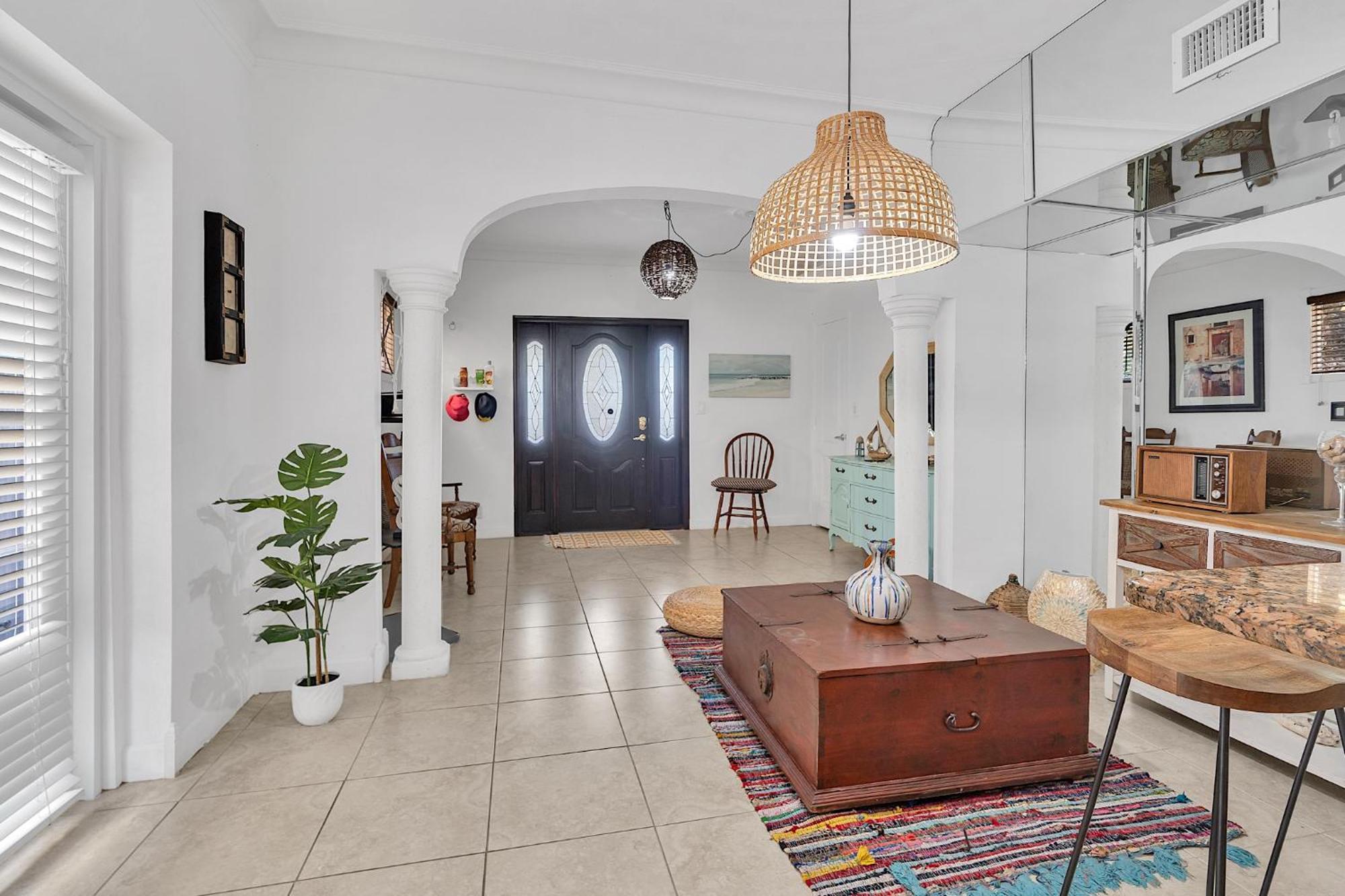 Coral Suite Close To Little Havana Маями Екстериор снимка